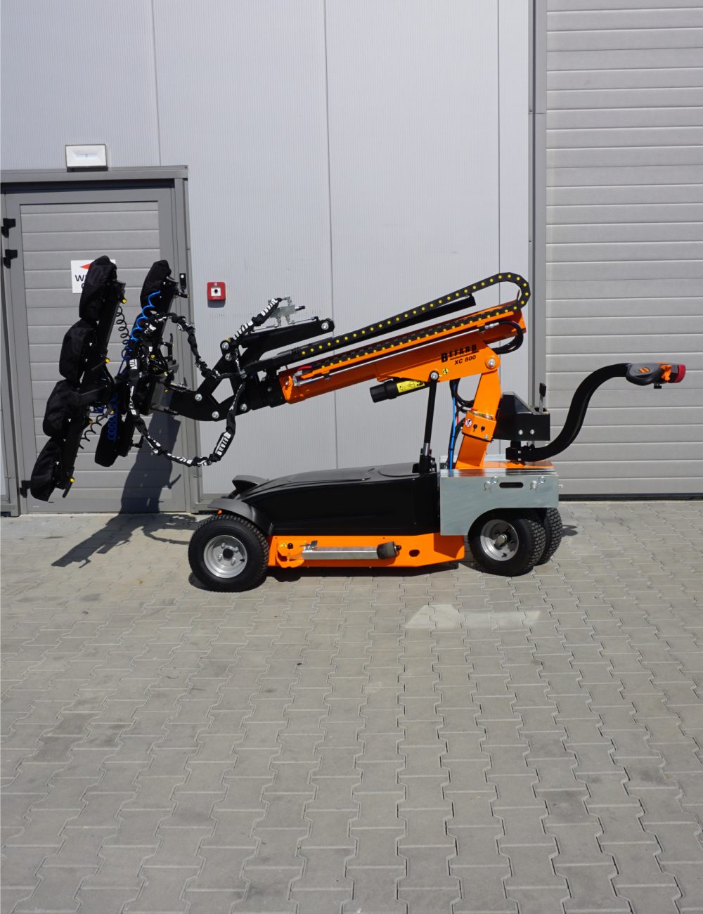podcisnieniowy_robot_do_okien_i_szkla podcisnieniowy_robot_do_okien_i_szkla